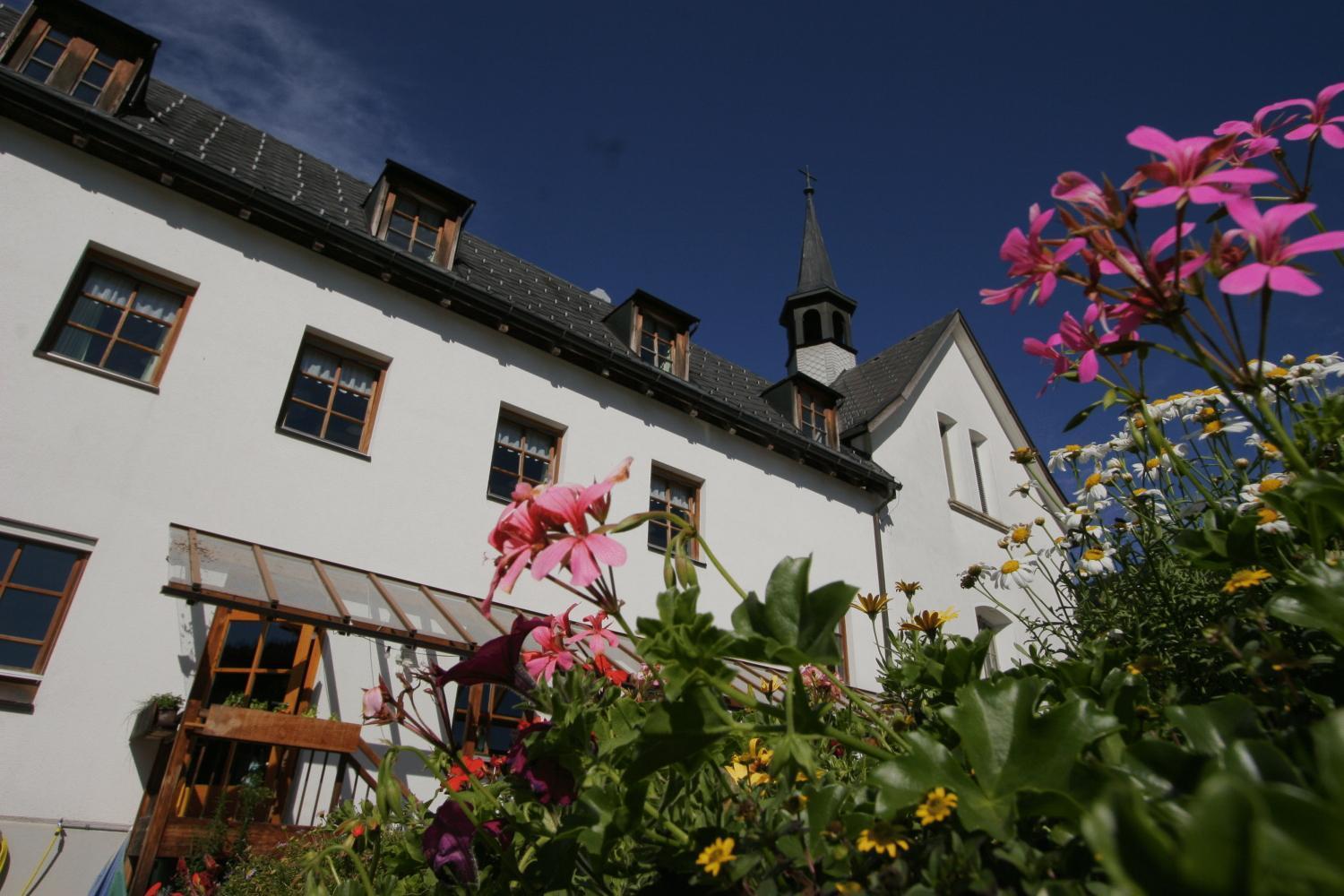 Seminar- Und Gaestehaus Im Kloster Бецау Екстер'єр фото