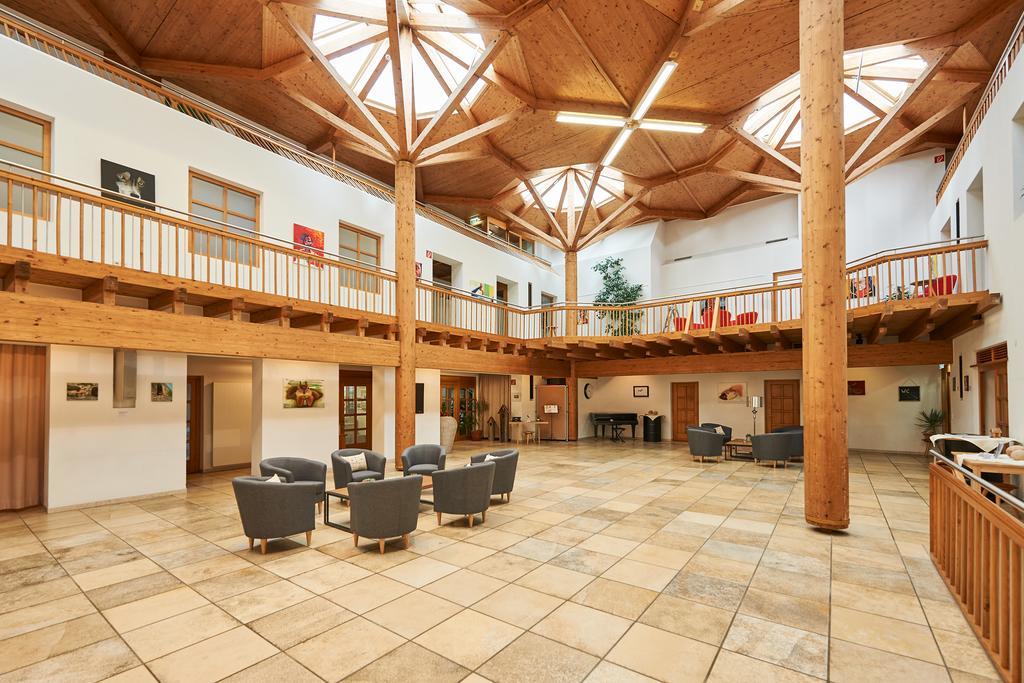 Seminar- Und Gaestehaus Im Kloster Бецау Екстер'єр фото